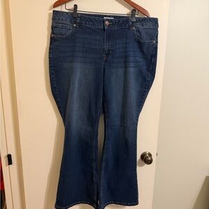 Maurices Dark Blue Classic Mid-rise Flare Jeans size 18W Short
